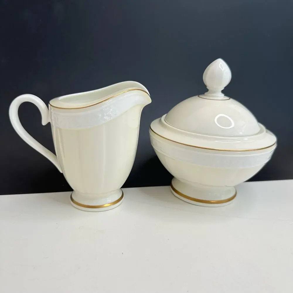 Villeroy & Boch Germany IVOIRE Chateau Collection 4 Cup Coffee Pot Lid NWT